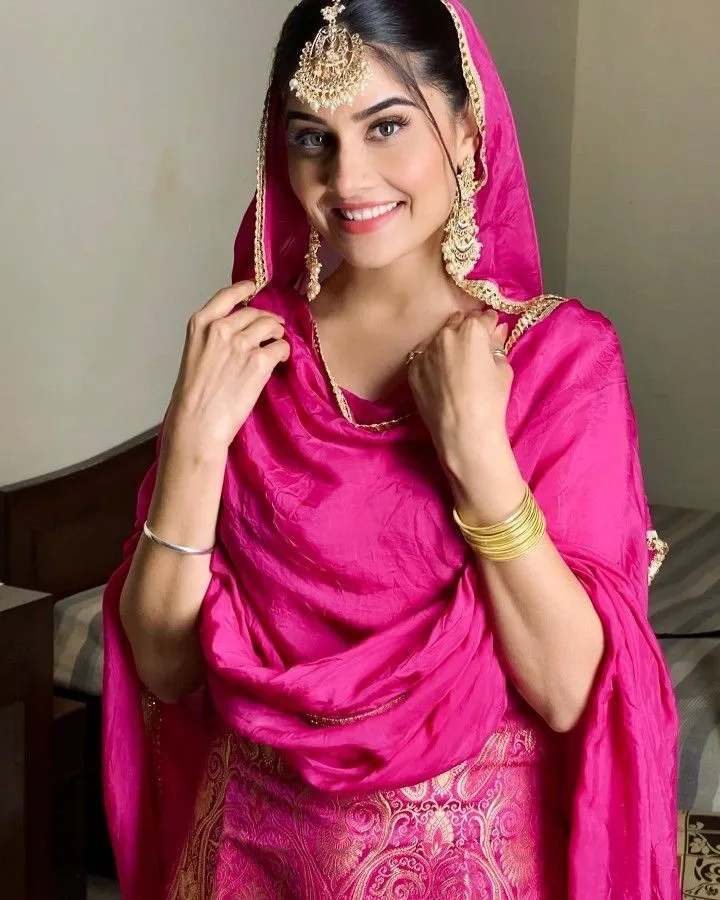 punjabi girl pic for dp