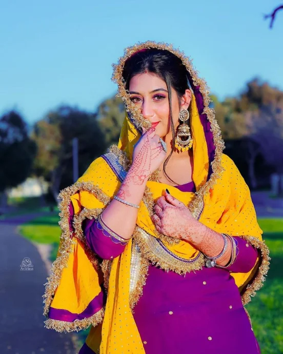 Punjabi Girl Pics