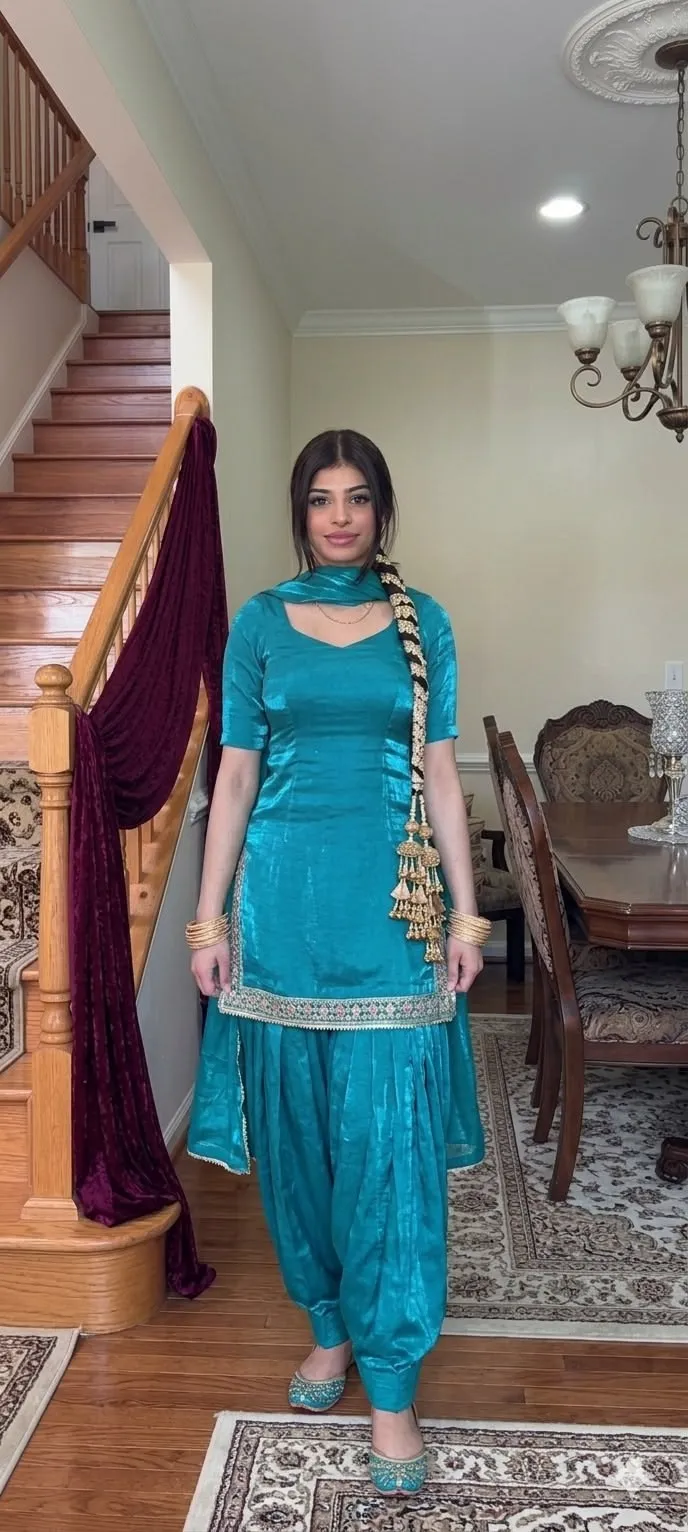 Punjabi Girl Profile Pic