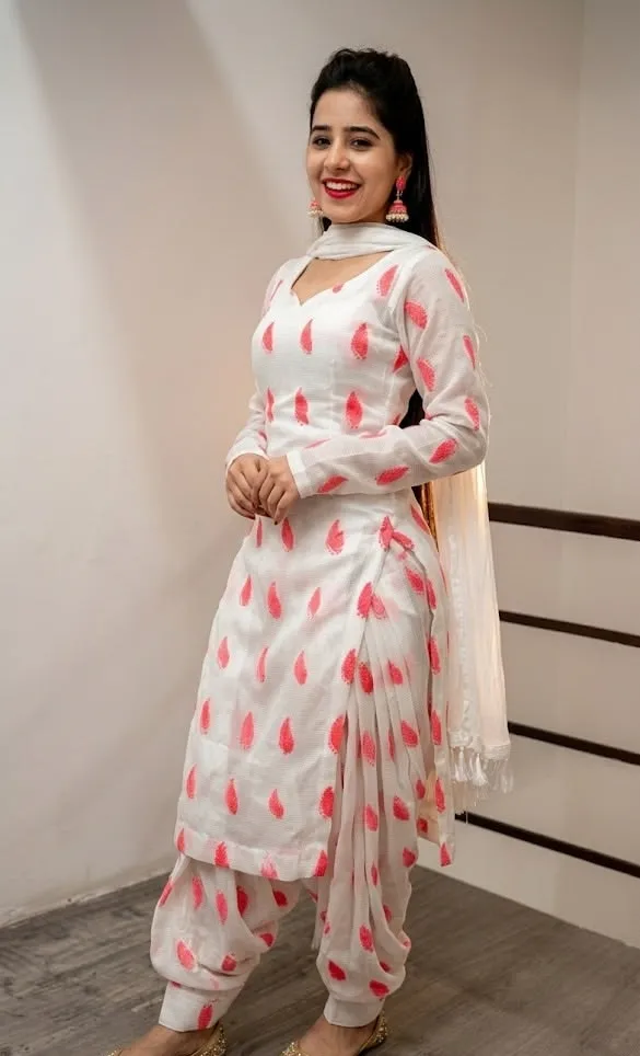 Punjabi Girl Profile Picture