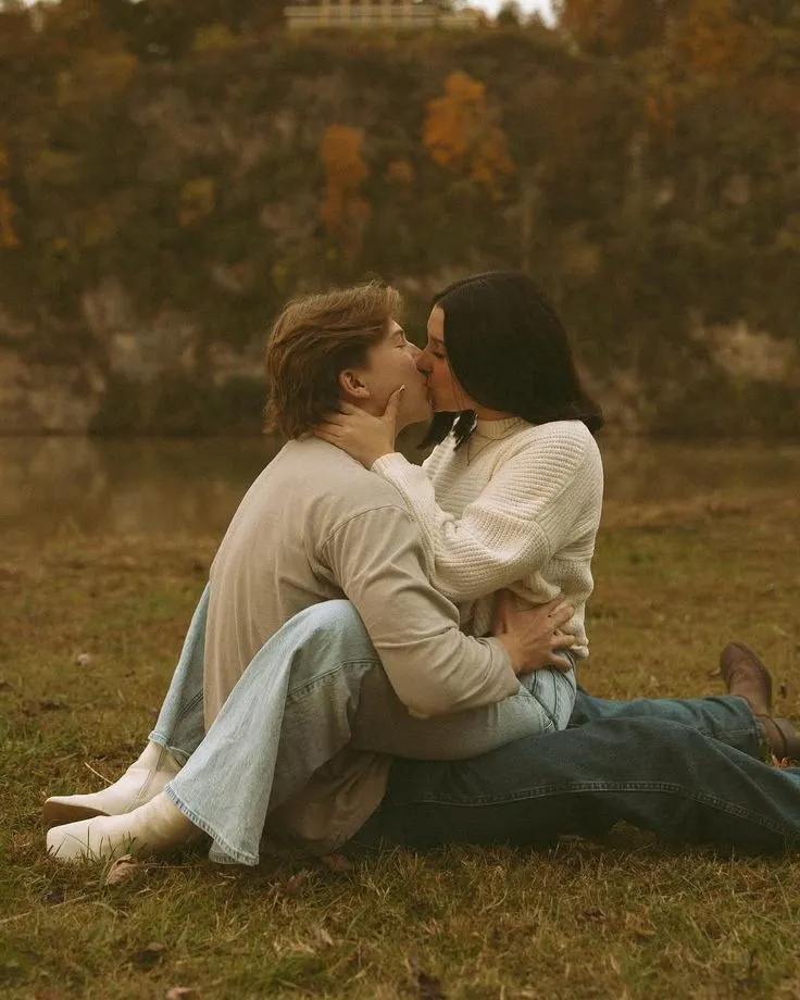 romantic couple photos