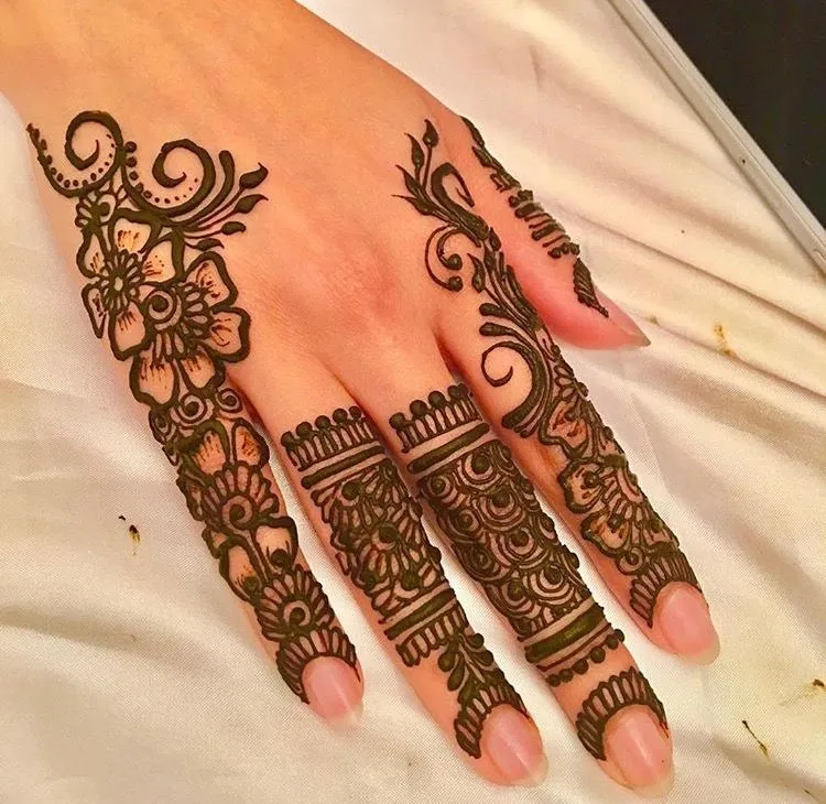 royal finger mehndi design images