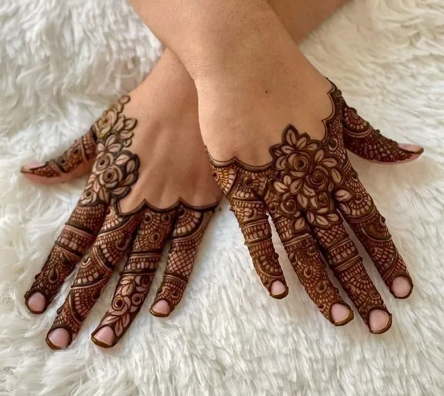royal finger mehndi design photos