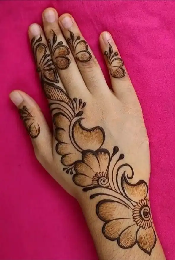 simple beautiful mehndi design photo