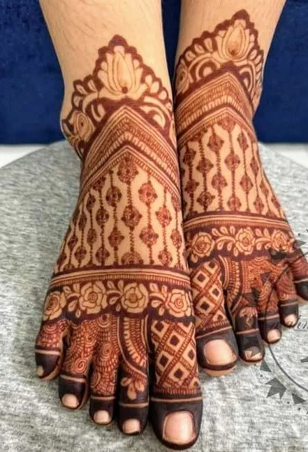 Simple Beautiful Mehndi Design Pics