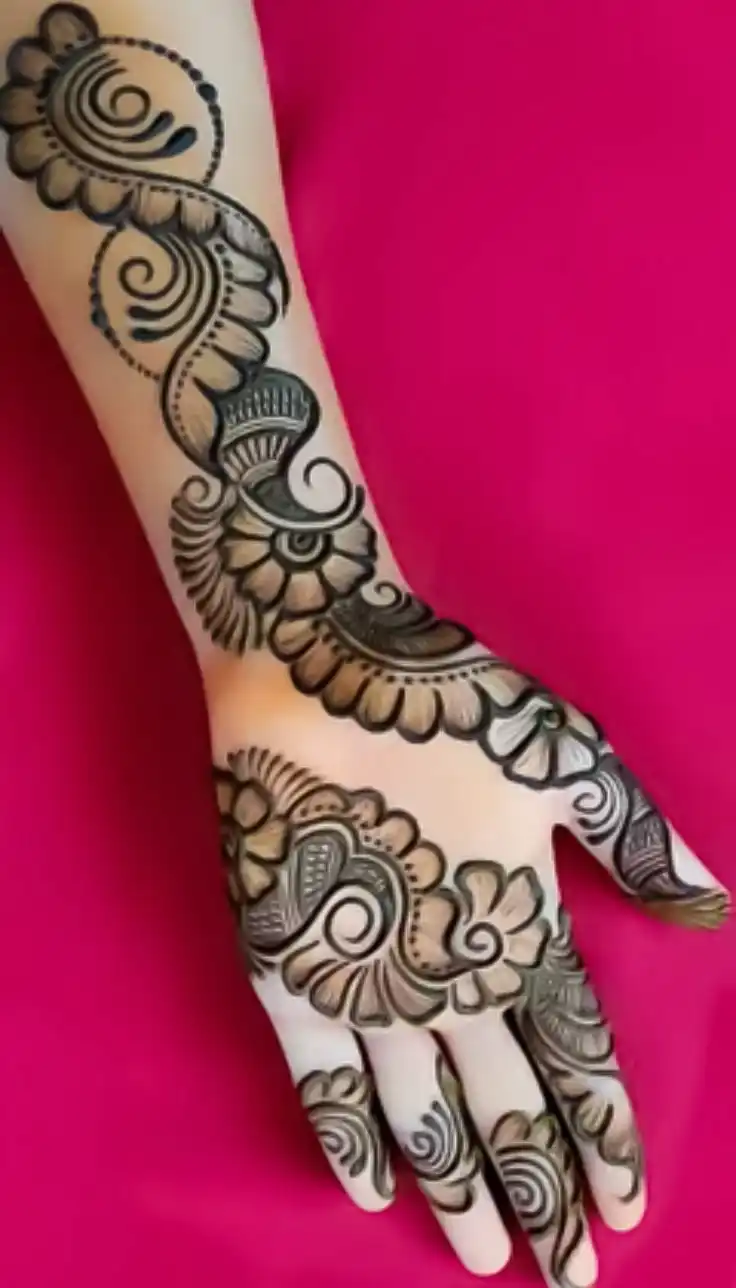 simple beautiful mehndi design picture