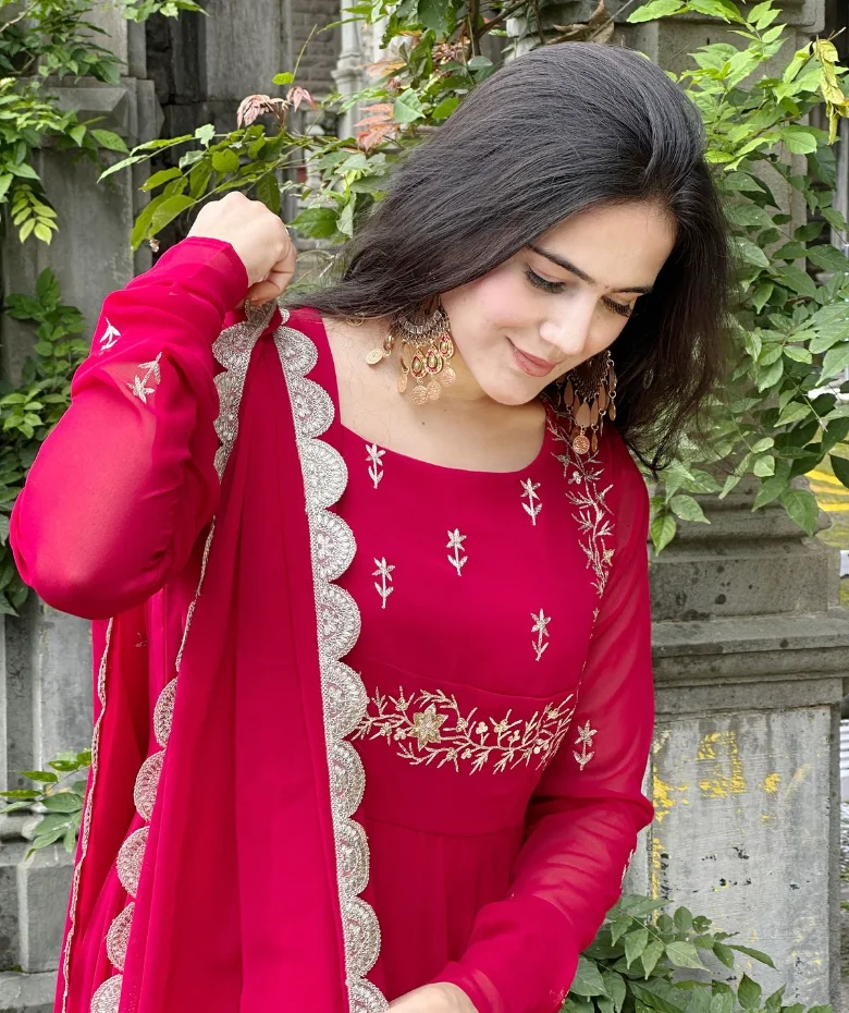 simple girl image