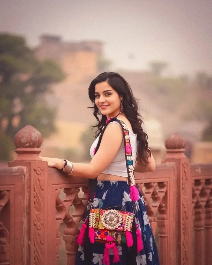 simple girl photos