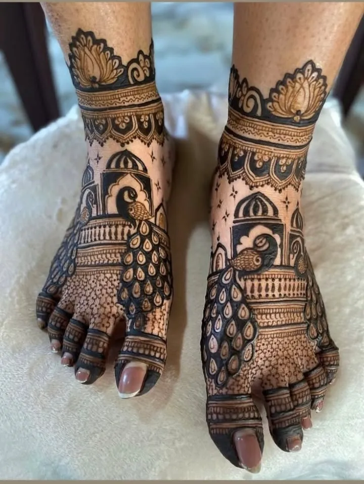 Simple Leg Mehndi Design Pics