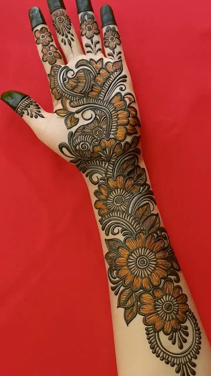 trending mehndi designs image