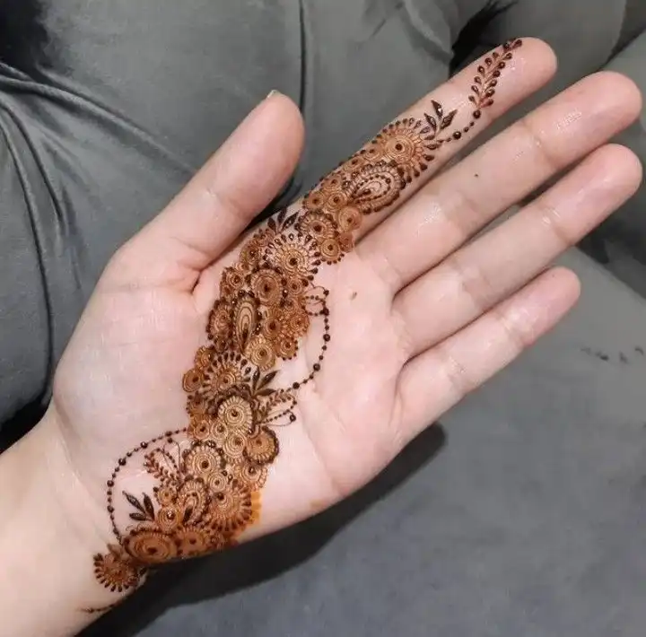 trending mehndi designs photos