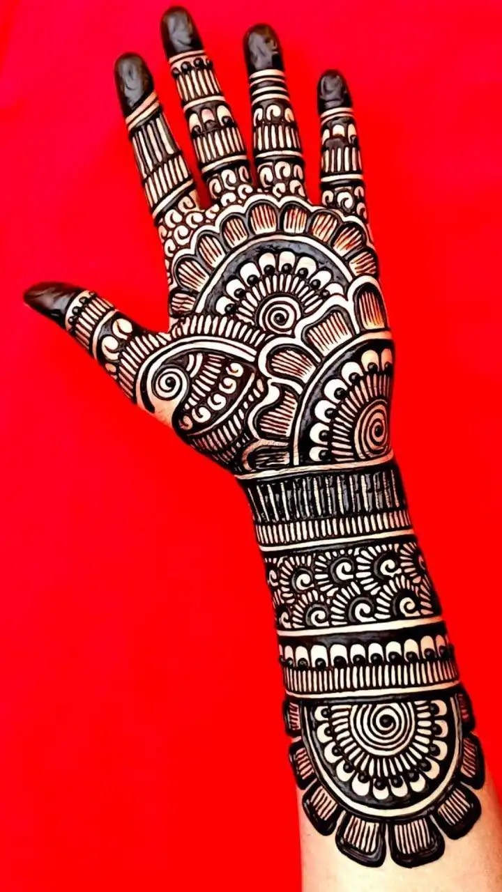 trending mehndi designs picture