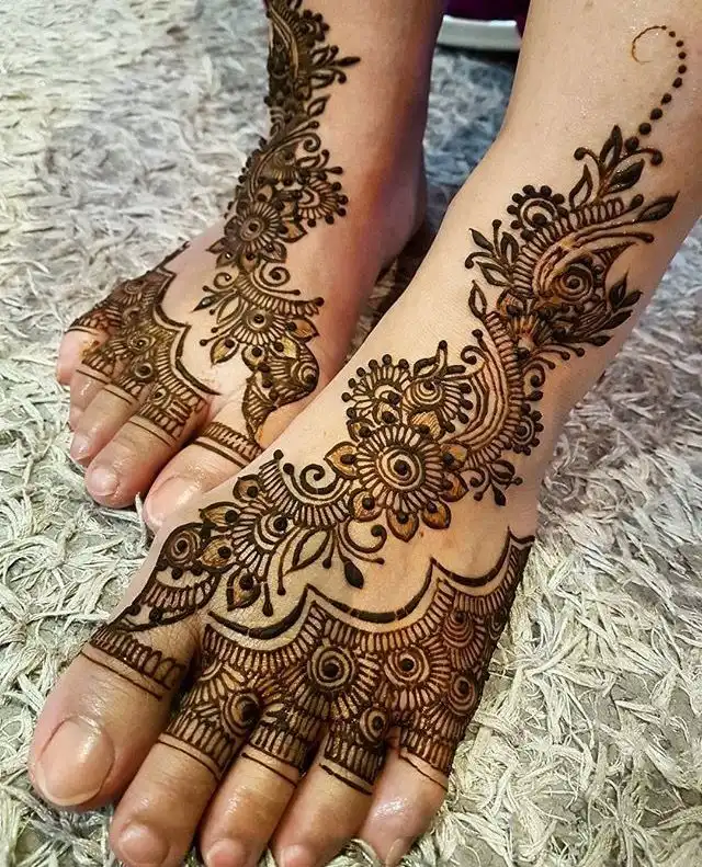trending mehndi designs