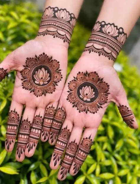 Unique Mehndi Image Design