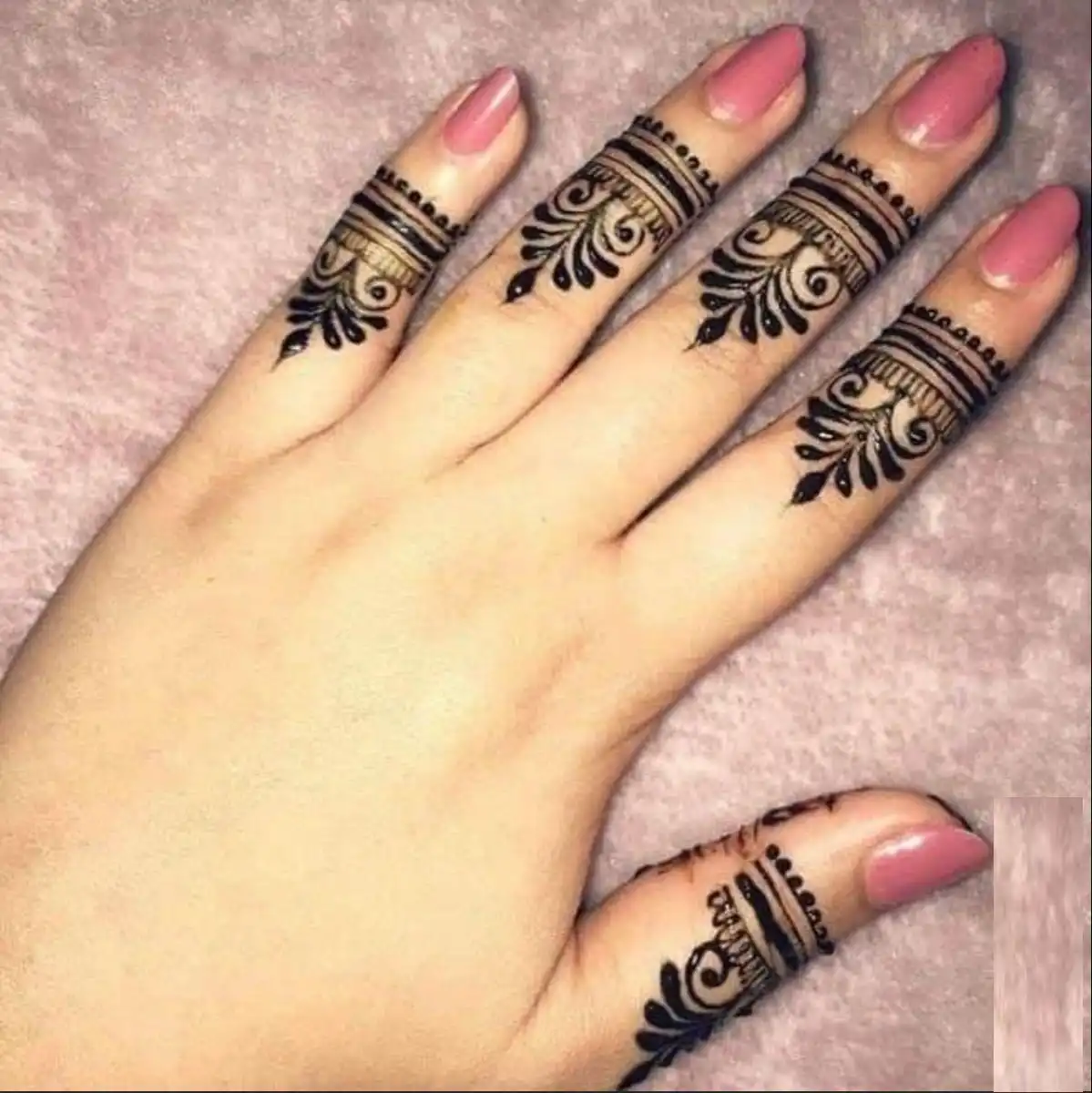 very simple mehndi designs image